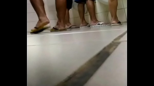 Sexo Gay No Banheiro Da Escola Flagra Xvideos Porno X Videos De